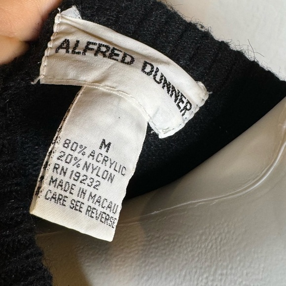 VNTG Alfred Dunner Tunic Sweater Women Black Silver Gold Sequins Size Medium - Picture 4 of 6